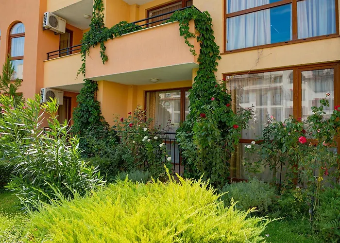 Paradise Dreams Menada Szveti Vlasz